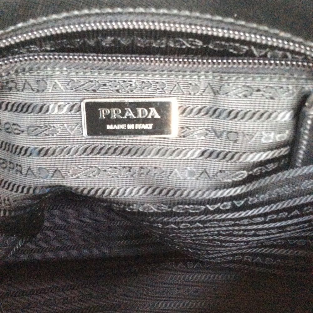 ❌SOLD❌ Prada Black Nylon Saffiano Laptop Tote Bag - Picture 4 of 10